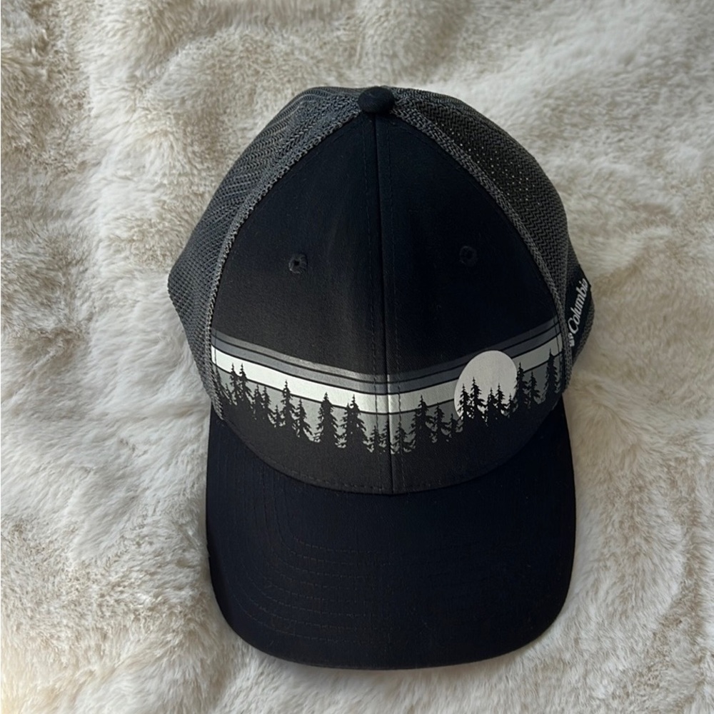 COLUMBIA FLEX-FIT HAT
